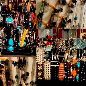 Lots of Paparazzi Jewelry. 7 pieces per lot.